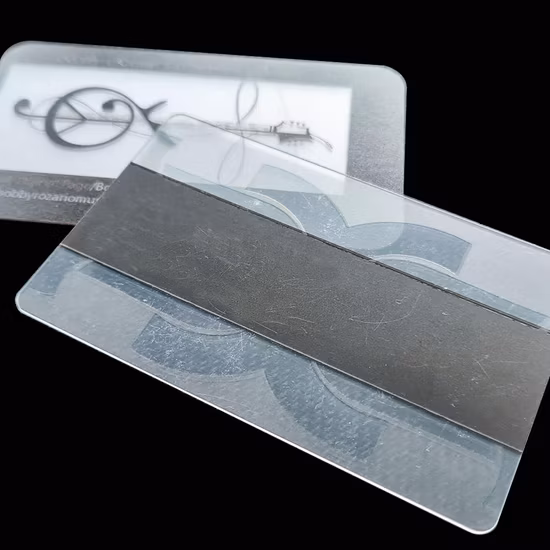Baixo custo design mais recente em cores 3D plástico transparente PVC translúcido logotipo personalizado cartões de visita impressos